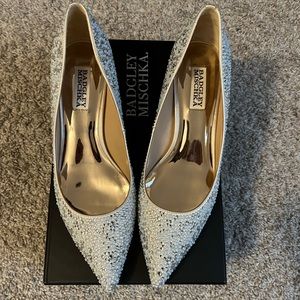 Badgley Mischka Madison Pointed Toe Pump (Women)